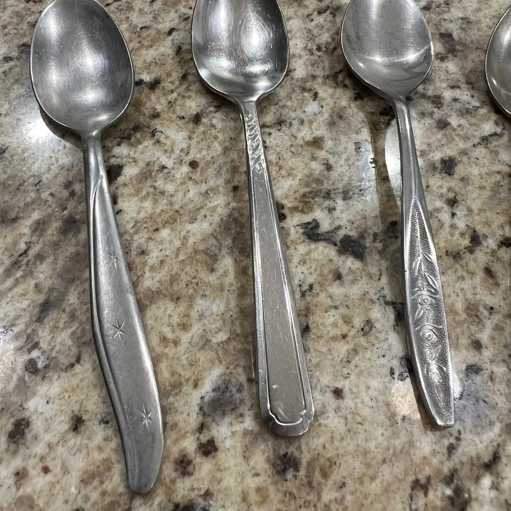 Vintage Stainless Steel Teaspoons Mismatched Lot‎ of 6 Starburst /Floral